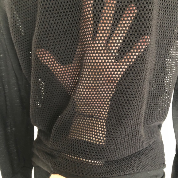 Old Navy active top (small) - Picture 4 of 10